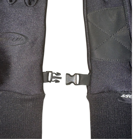 Seirus Men’s Small All Weather Gloves Black Waterproof Windproof Winter Gear - Picture 3 of 11